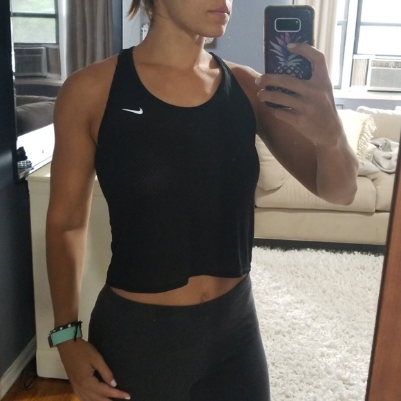 Nike Tops - Nike Crop Top workout top